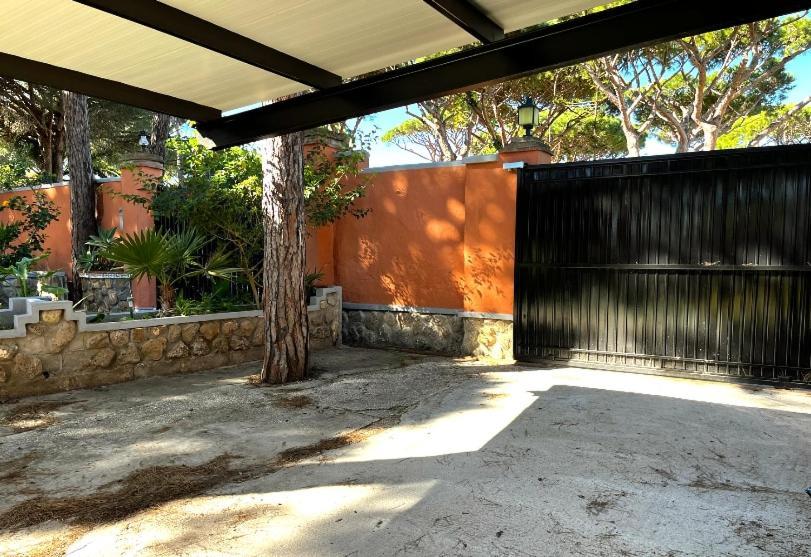 Chalet Los Pinos Con Piscina Privada Novo Sancti Petri Exterior foto
